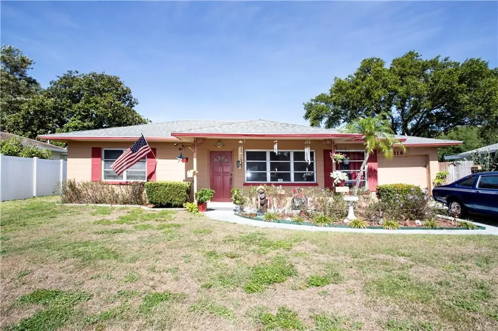3164 52nd Way N St Petersburg FL 33710