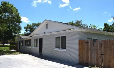 8625 N Semmes Street Tampa FL 33604