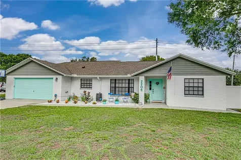 2206 Flaming Arrow Drive Lakeland FL 33813