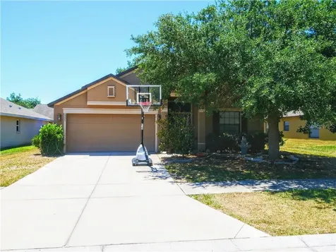 4223 Barnsley Lane Tavares FL 32778