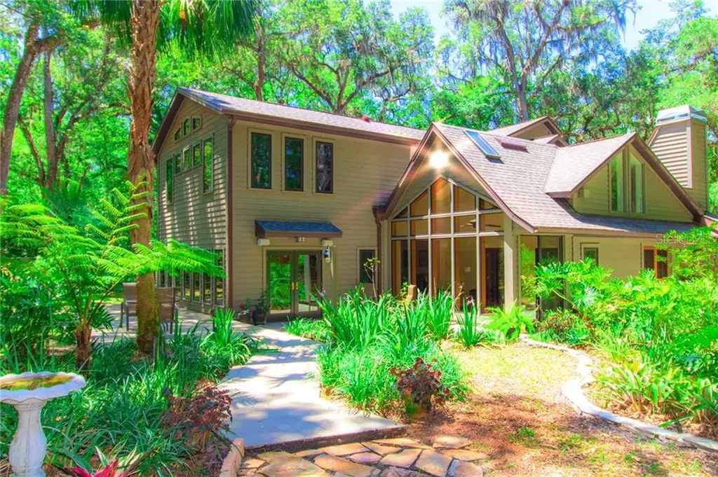 26262 Lake Lindsey Road Brooksville FL 34601