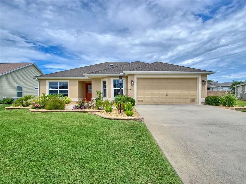 2185 Fringe Tree Trail The Villages FL 32162