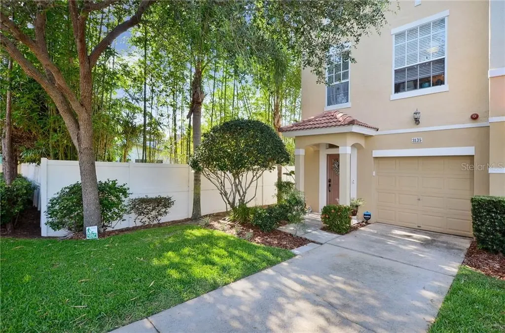 3135 Bayshore Oaks Drive Tampa FL 33611