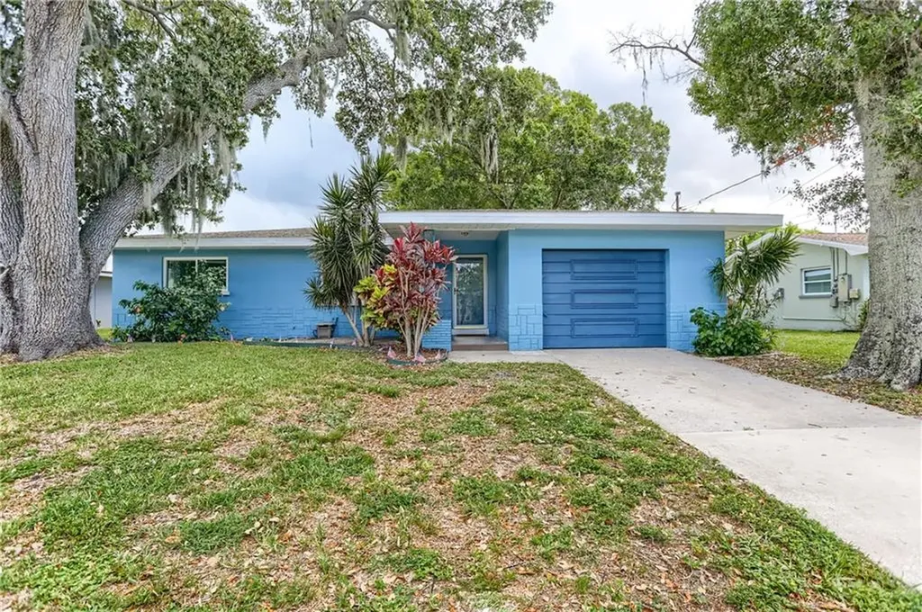 1727 S Jefferson Avenue Clearwater FL 33756