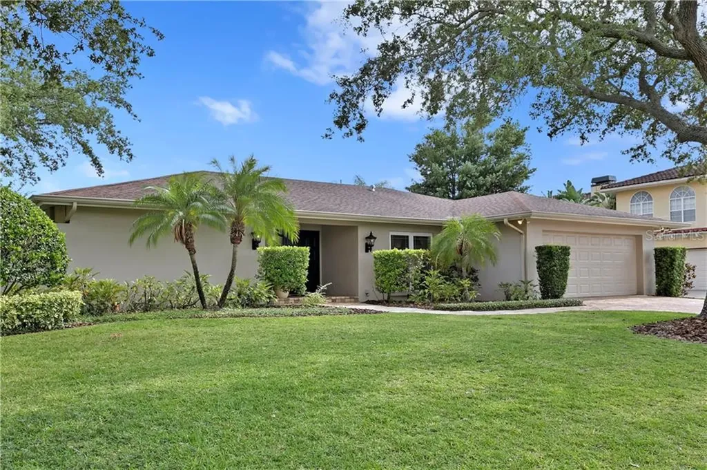 4936 W Bay Way Drive Tampa FL 33629