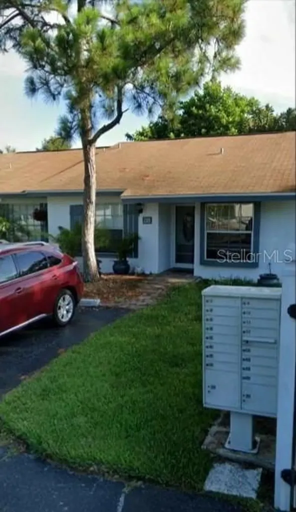 7245 Parkside Villas Drive N St Petersburg FL 33709