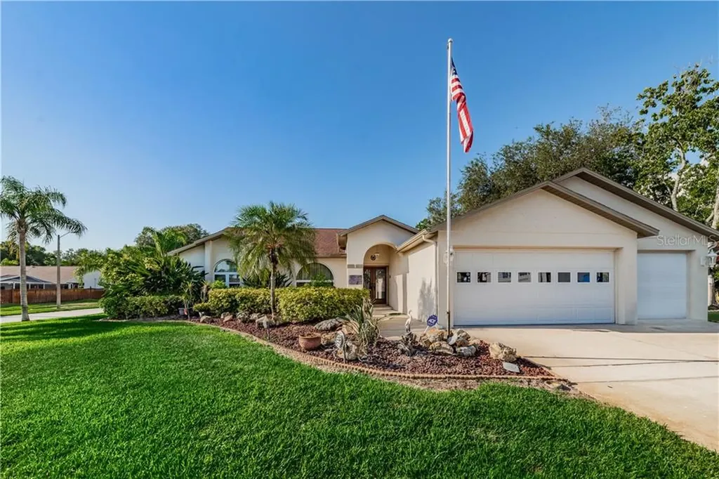 1581 Cumberland Court E Palm Harbor FL 34683