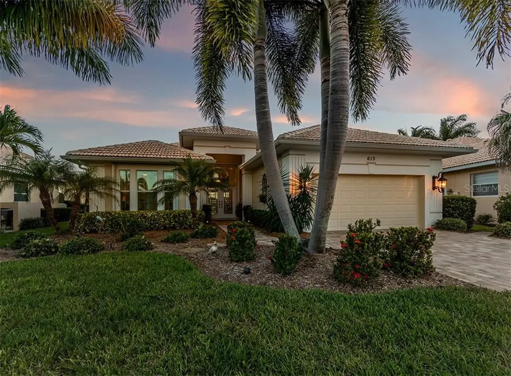 613 Lakescene Drive Venice FL 34293