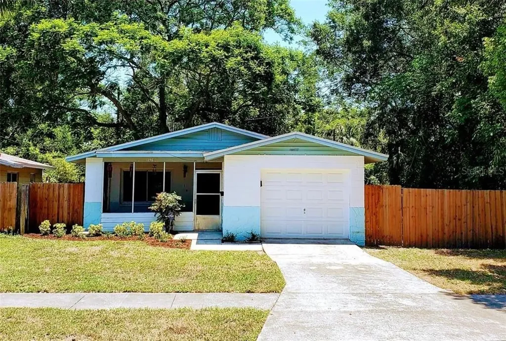1846 47th Avenue N St Petersburg FL 33714