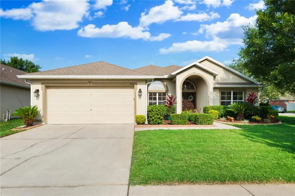 6727 Sparkling Way Wesley Chapel FL 33545
