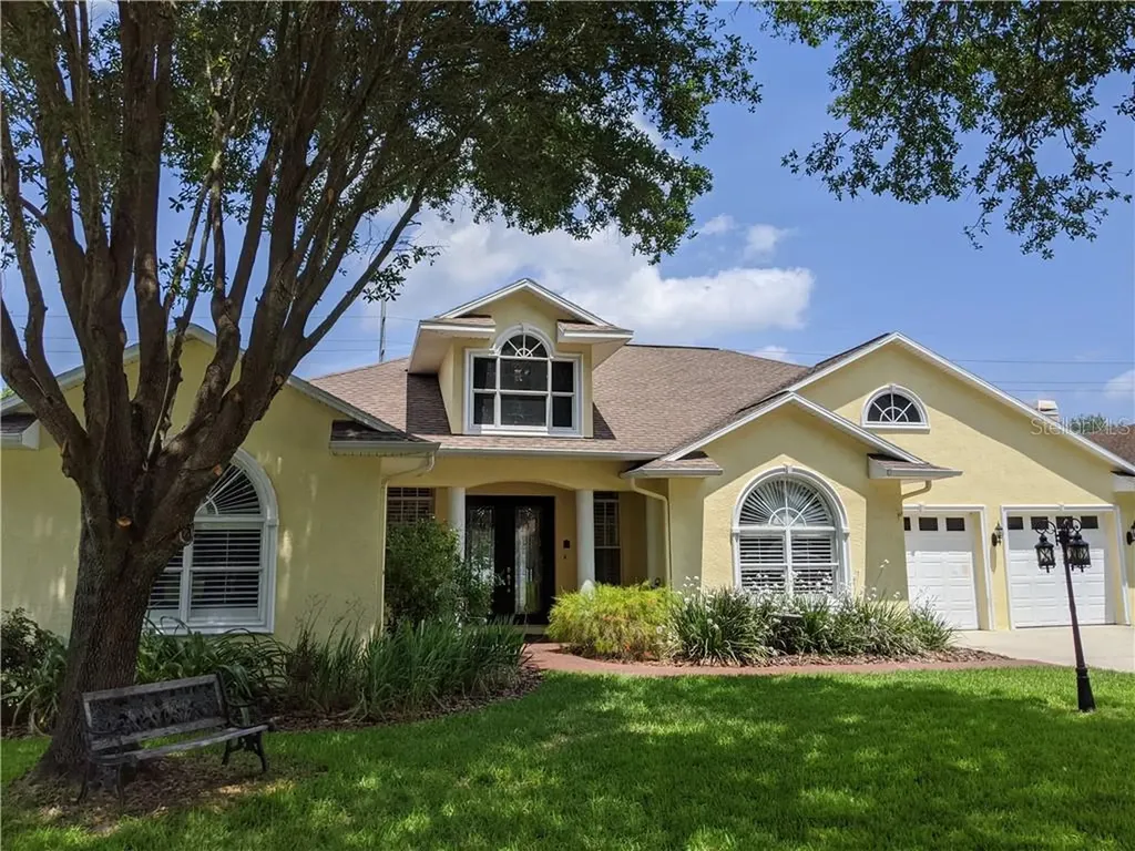 3910 Valrico Grove Drive Valrico FL 33594