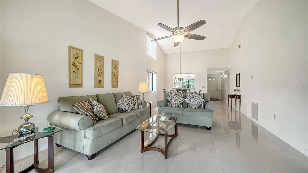 6281 Timberlake Drive Sarasota FL 34243