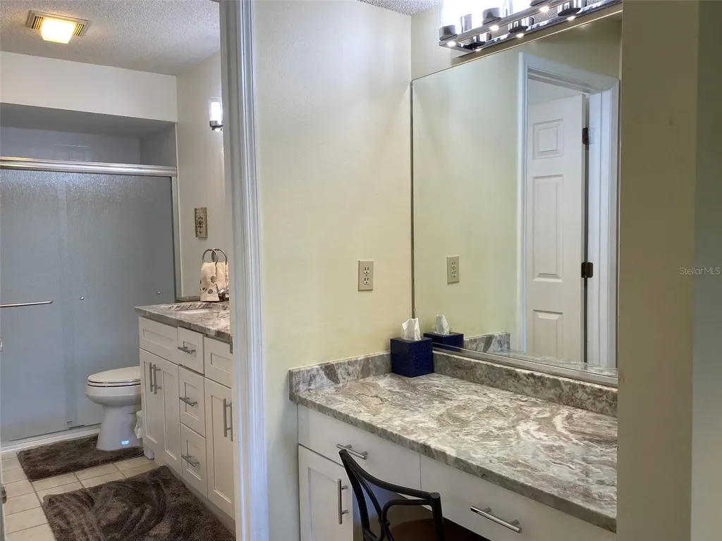 6281 Timberlake Drive Sarasota FL 34243