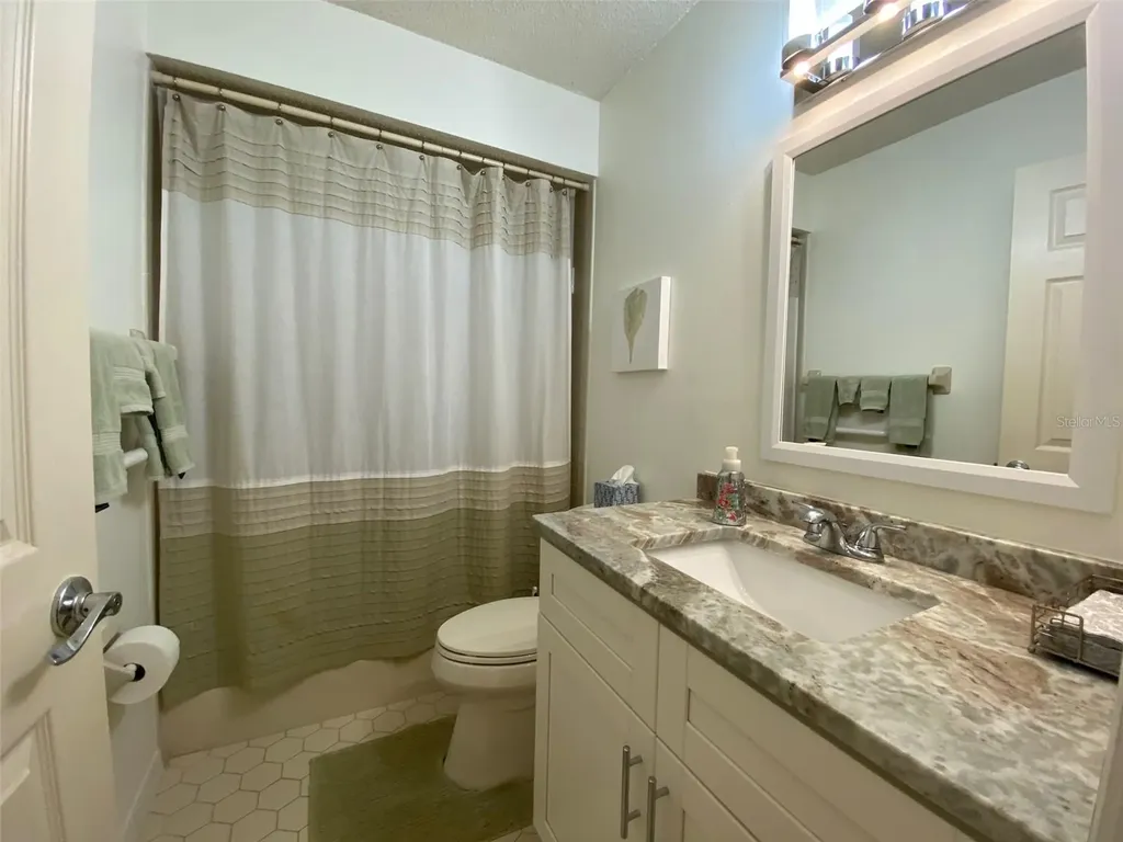 6281 Timberlake Drive Sarasota FL 34243