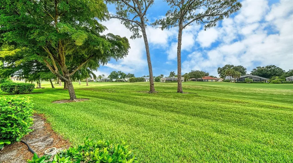 6281 Timberlake Drive Sarasota FL 34243