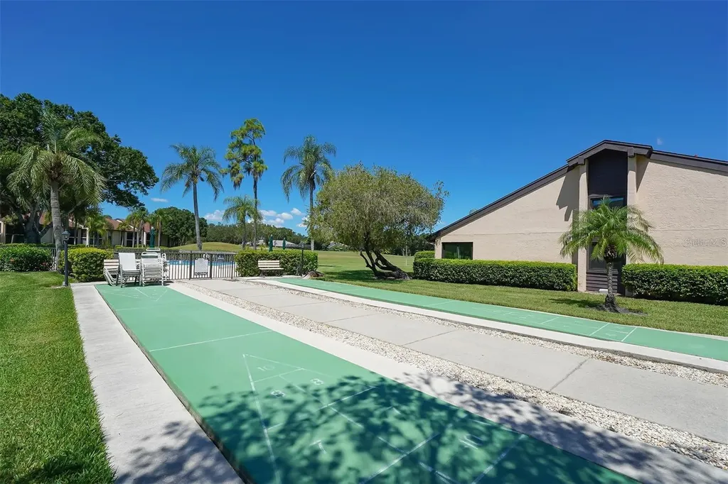 6281 Timberlake Drive Sarasota FL 34243