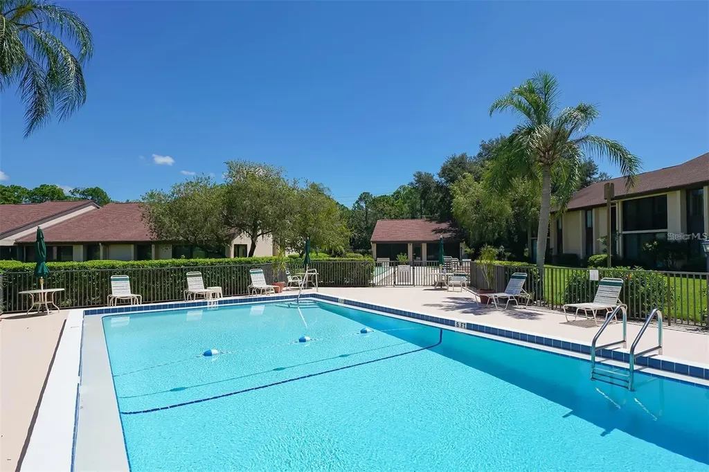 6281 Timberlake Drive Sarasota FL 34243