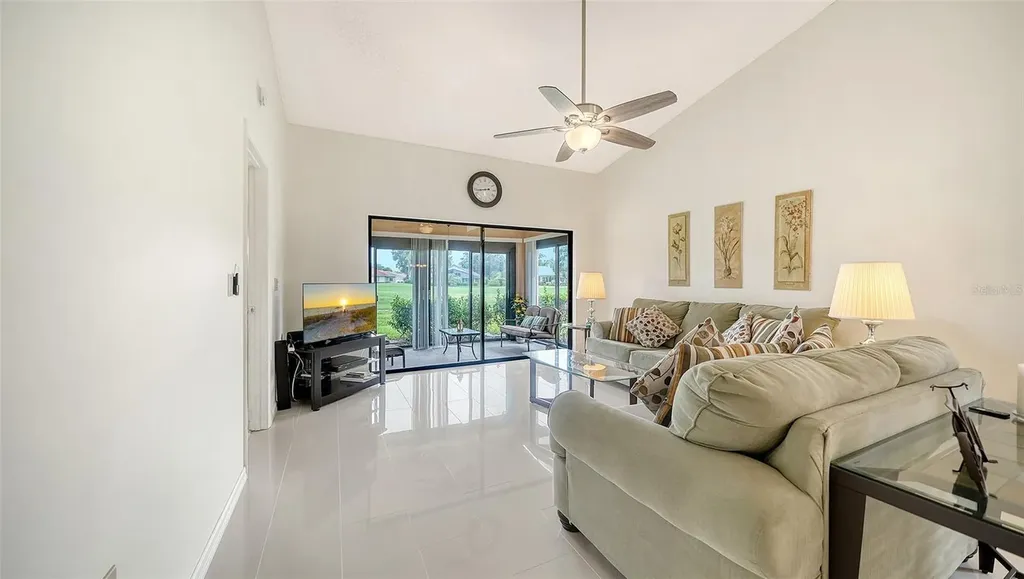 6281 Timberlake Drive Sarasota FL 34243