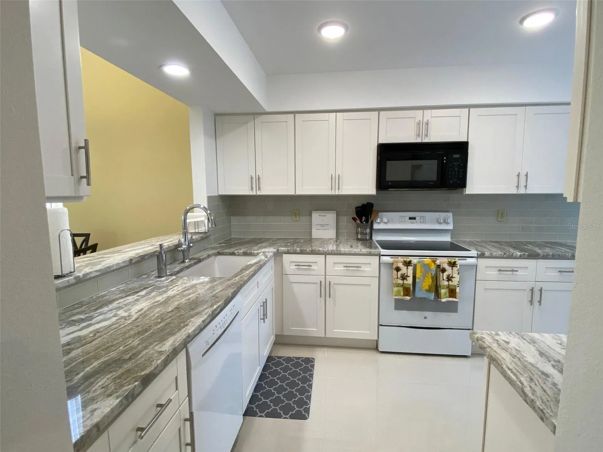 6281 Timberlake Drive Sarasota FL 34243