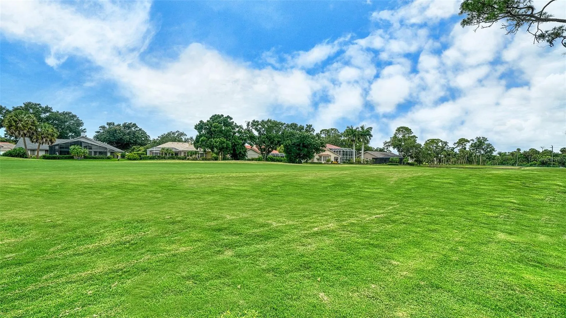 6281 Timberlake Drive Sarasota FL 34243