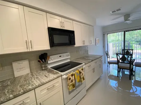 6281 Timberlake Drive Sarasota FL 34243