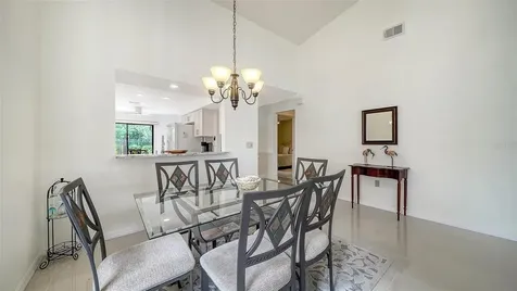 6281 Timberlake Drive Sarasota FL 34243