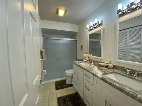 6281 Timberlake Drive Sarasota FL 34243