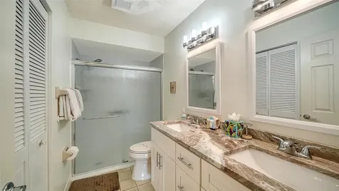 6281 Timberlake Drive Sarasota FL 34243