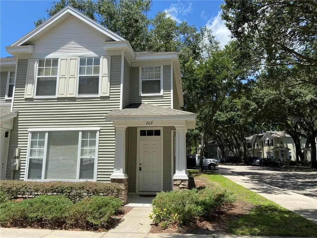 202 Golden Pond Court Valrico FL 33594