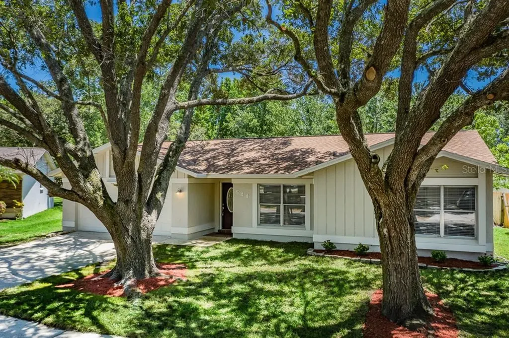 544 Oak Creek Drive Brandon FL 33511