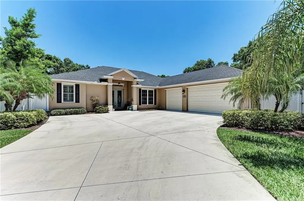 1233 92nd Street NW Bradenton FL 34209