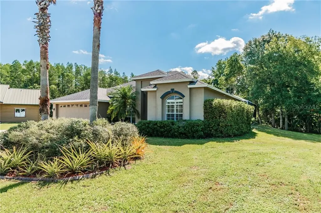 525 Cullaro Lane Lutz FL 33549