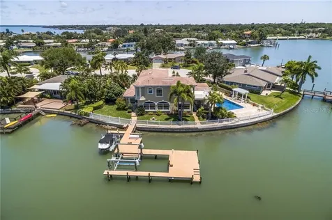 7812 1st Avenue S St Petersburg FL 33707