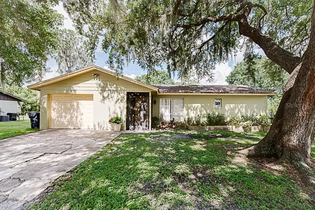 5037 Black Birch Trail Mulberry FL 33860