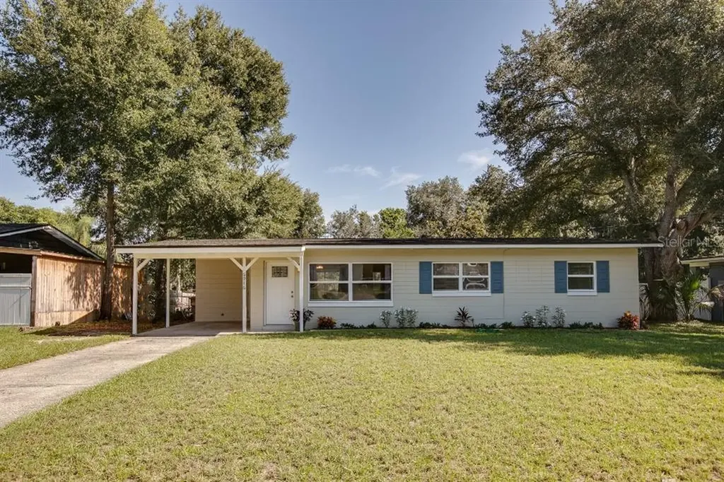 6916 Fern Circle Leesburg FL 34748