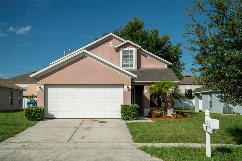 221 Ronaldale Avenue Haines City FL 33844