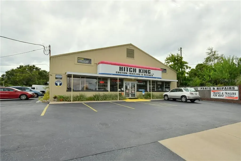 3200 62nd Avenue N St Petersburg FL 33702