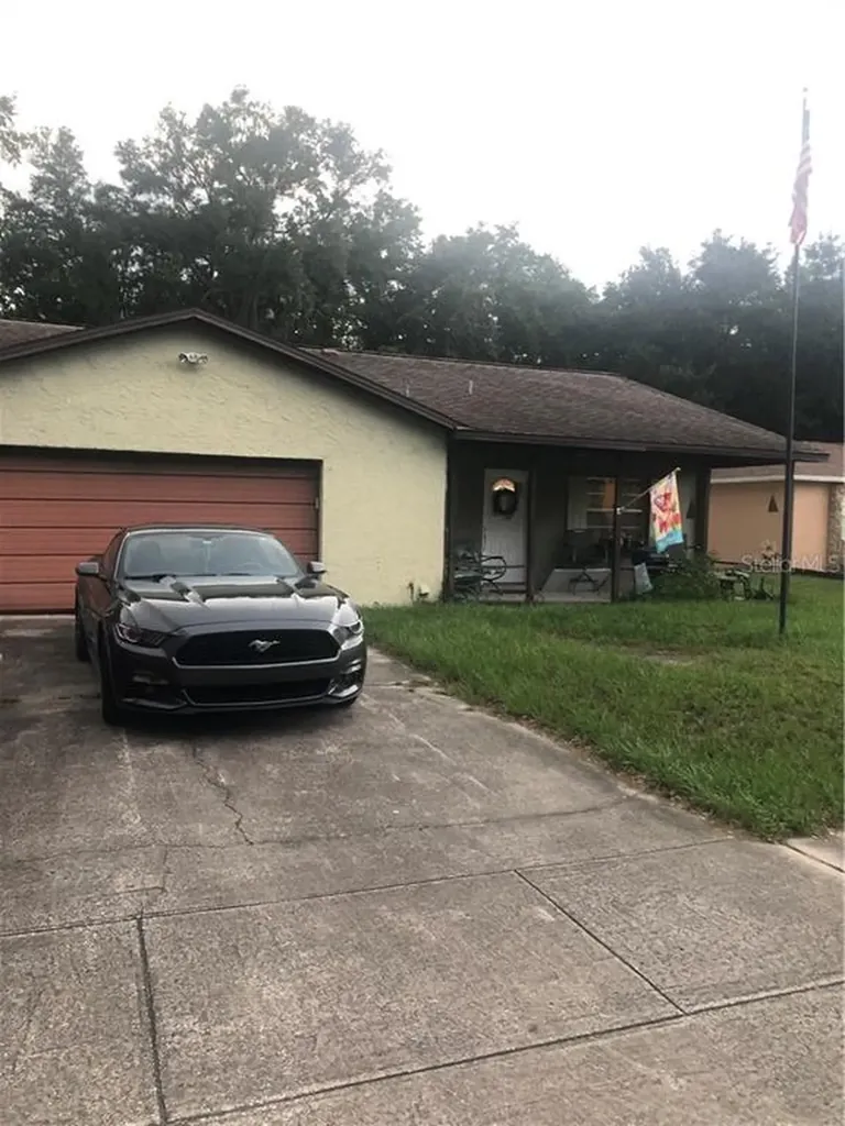 2534 Christine Drive Kissimmee FL 34744