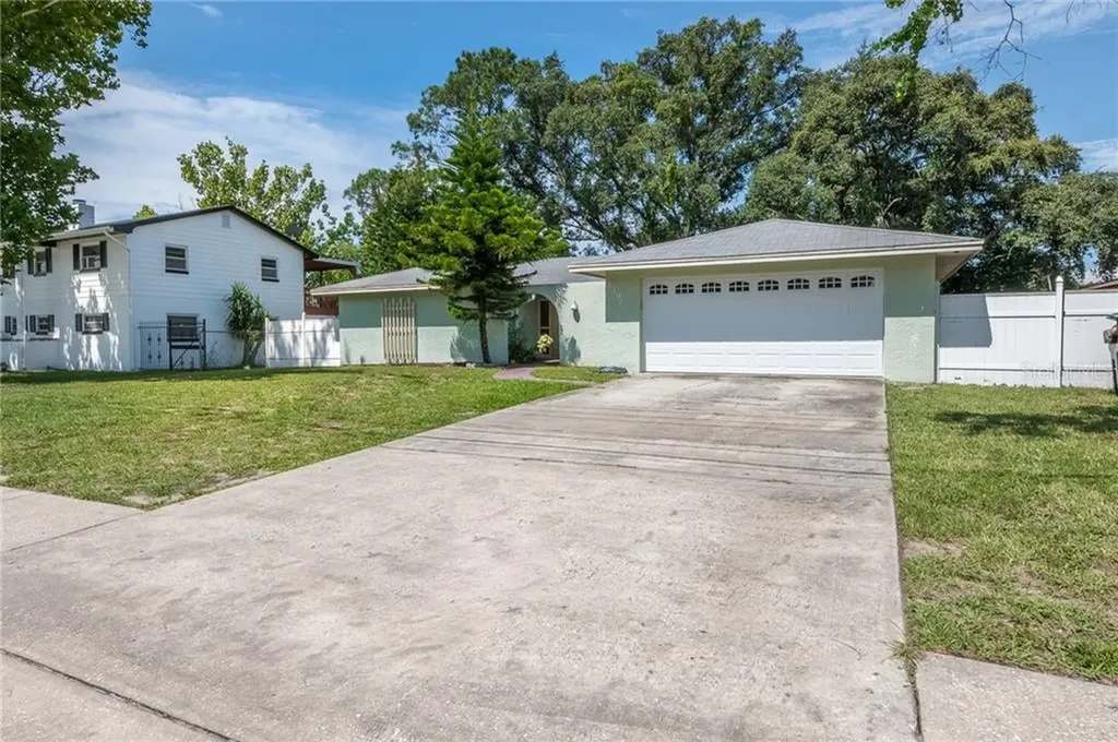 1792 N. Hiawassee Road Orlando FL 32818