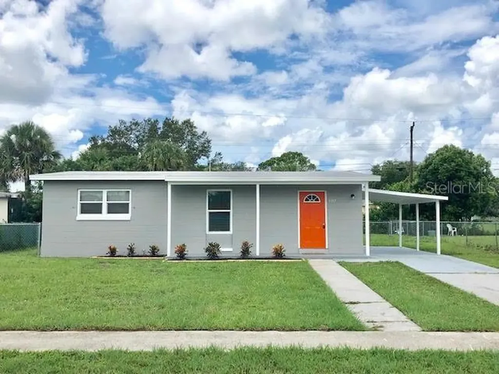 5107 Grobe Street North Port FL 34287