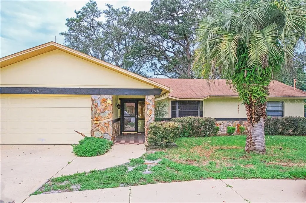 1069 Tryon Circle Spring Hill FL 34606