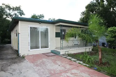 8409 N Semmes Street Tampa FL 33604