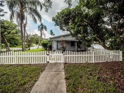 2901 New England Street Sarasota FL 34231