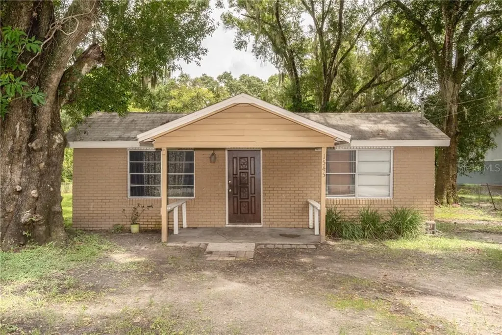1545 Robin Street Auburndale FL 33823