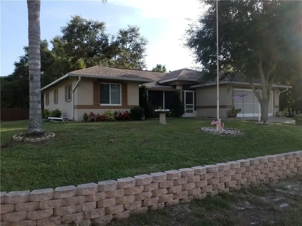 4897 Leesburg Avenue North Port FL 34288