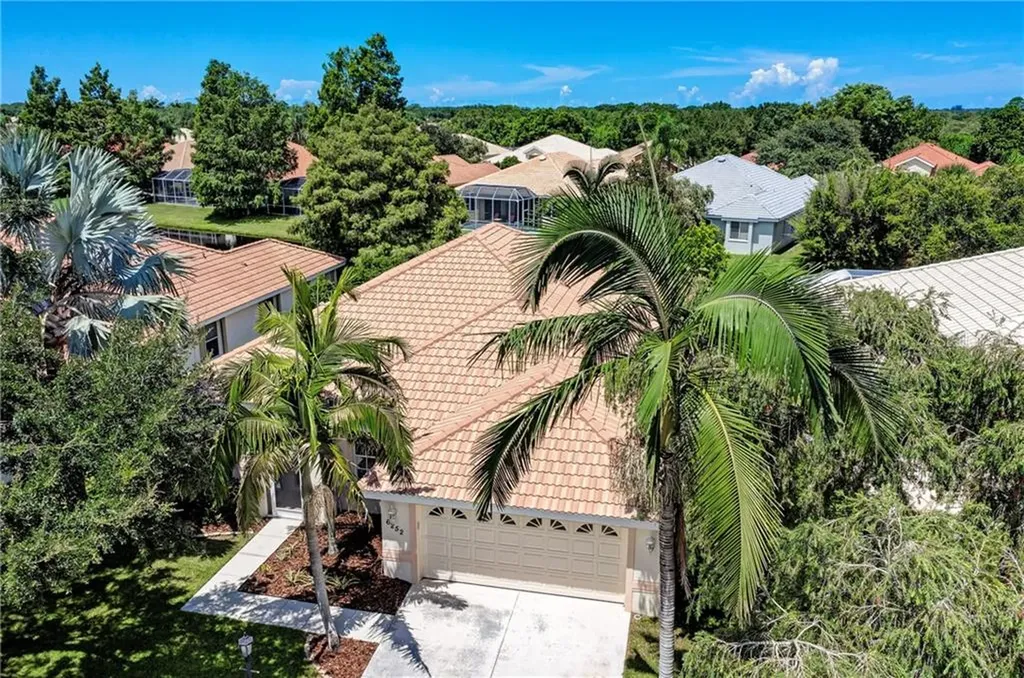 6252 Donnington Court Sarasota FL 34238
