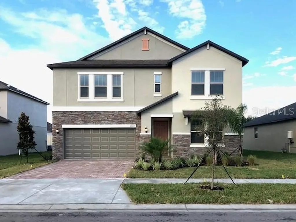 25183 Lambrusco Loop Lutz FL 33559
