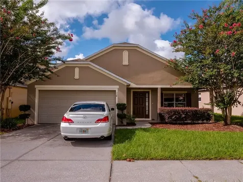 138 Dakota Avenue Groveland FL 34736