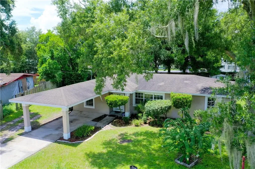 744 31st Court NW Winter Haven FL 33881
