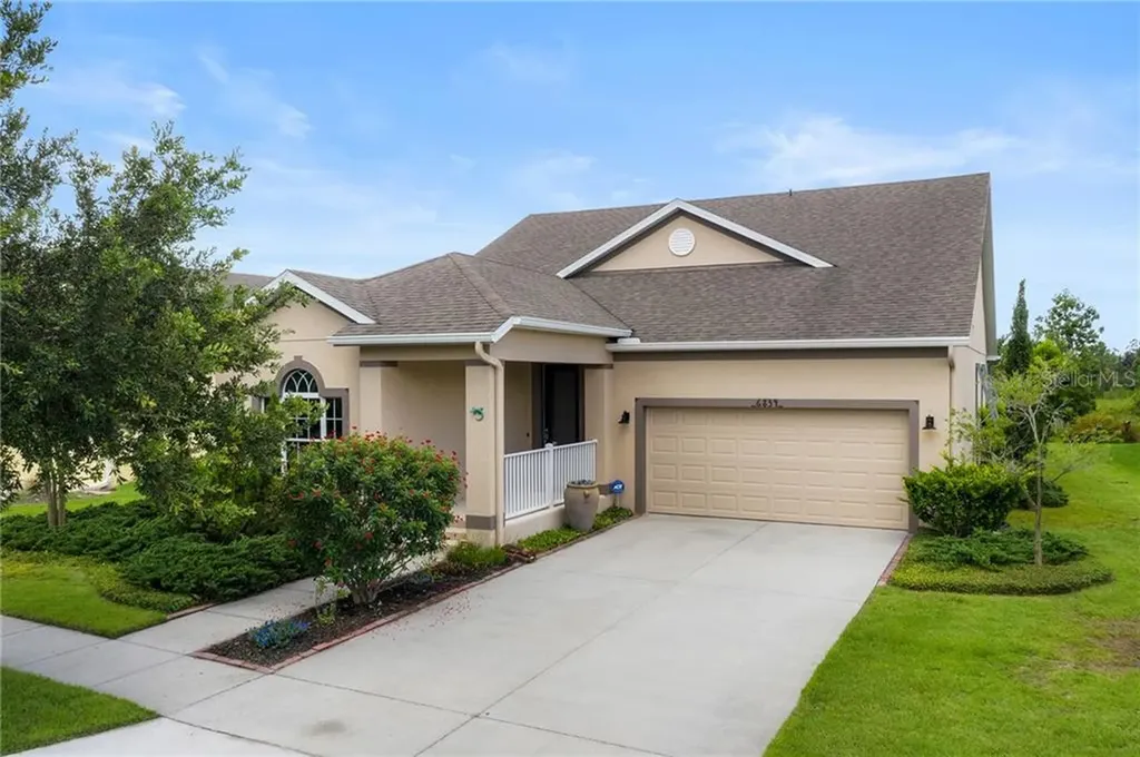 6834 Goldflower Avenue Harmony FL 34773